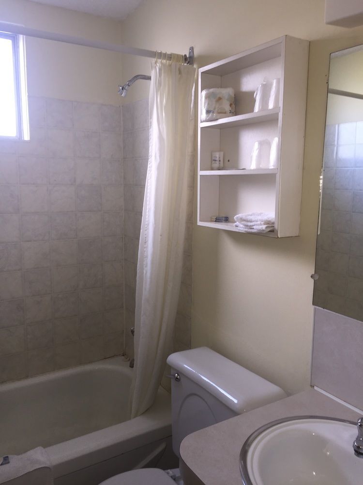 פורט אלברני Tyee Village Motel מראה חיצוני תמונה